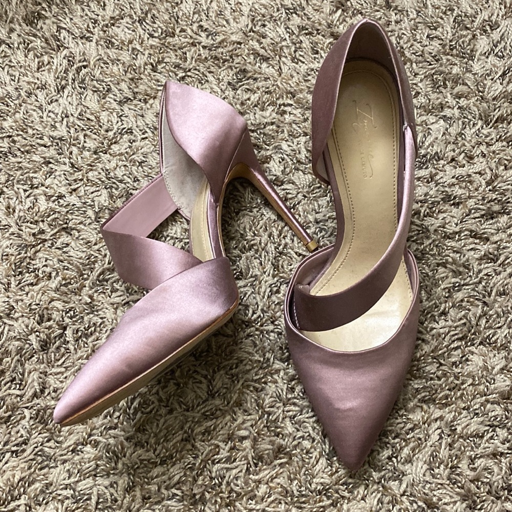 💙 Bundle 6 items for 20% off - Imagine By Vince Camuto Satin Heels